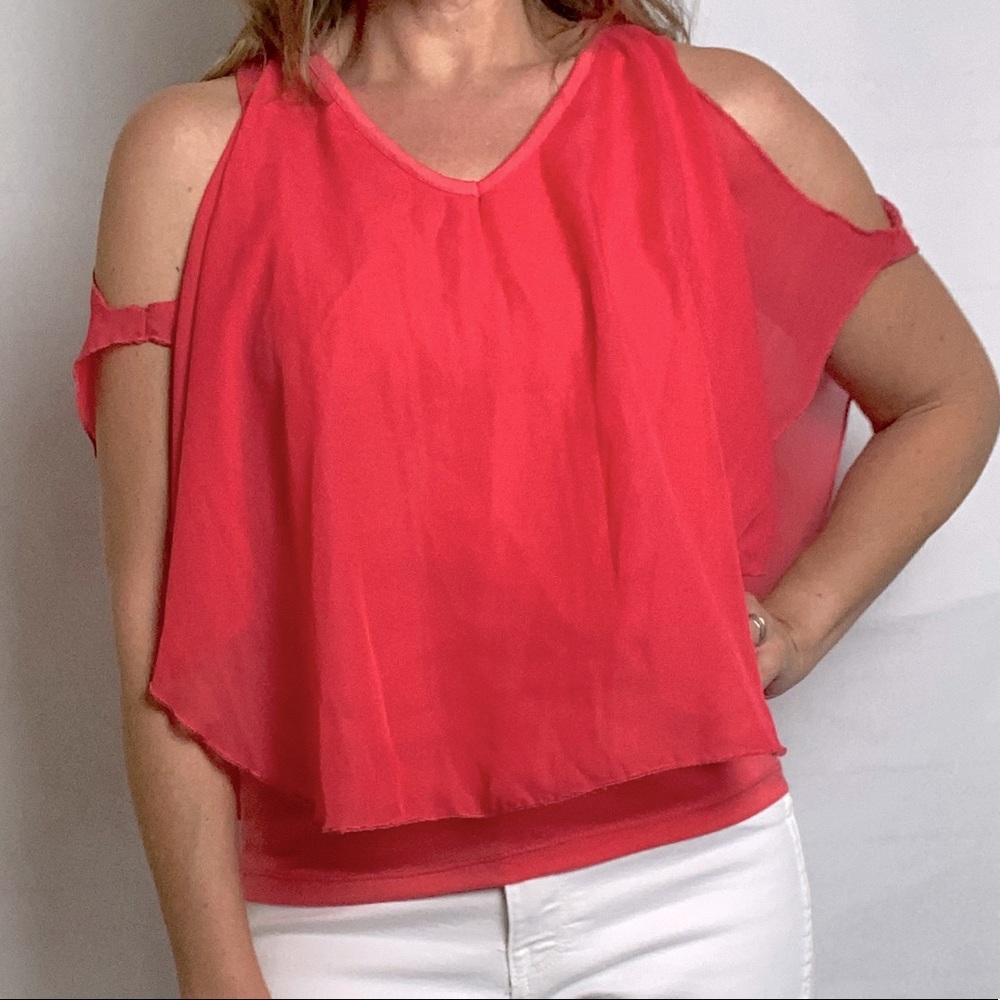 Bobbie Brooks Cold Shoulder Top | Medium
